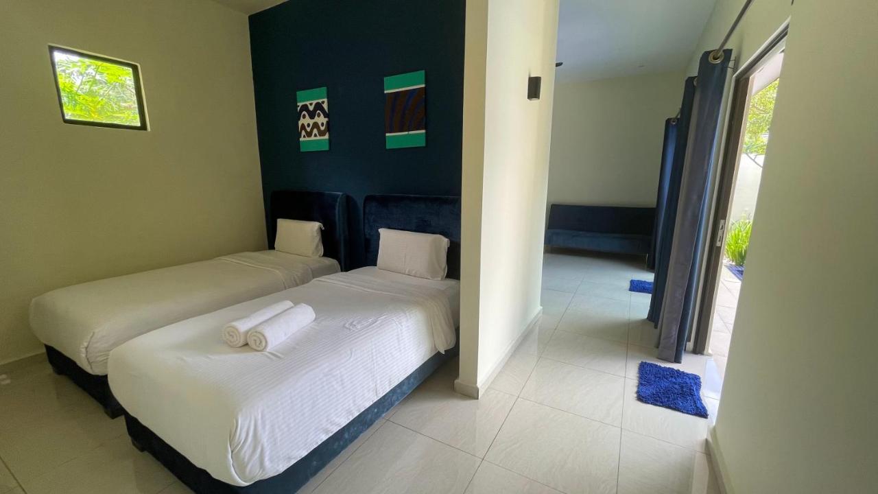 Charis Pool Villa 2 - 3 Bedroom With Private Pool Bentong Exterior foto